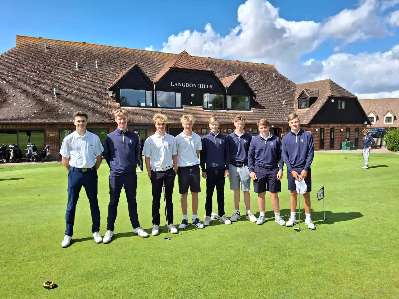 Hertfordshire’s Boys U18’s Qualify For Finals