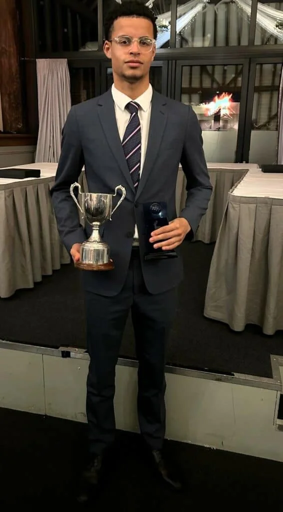 luca ibekwem 566x1024